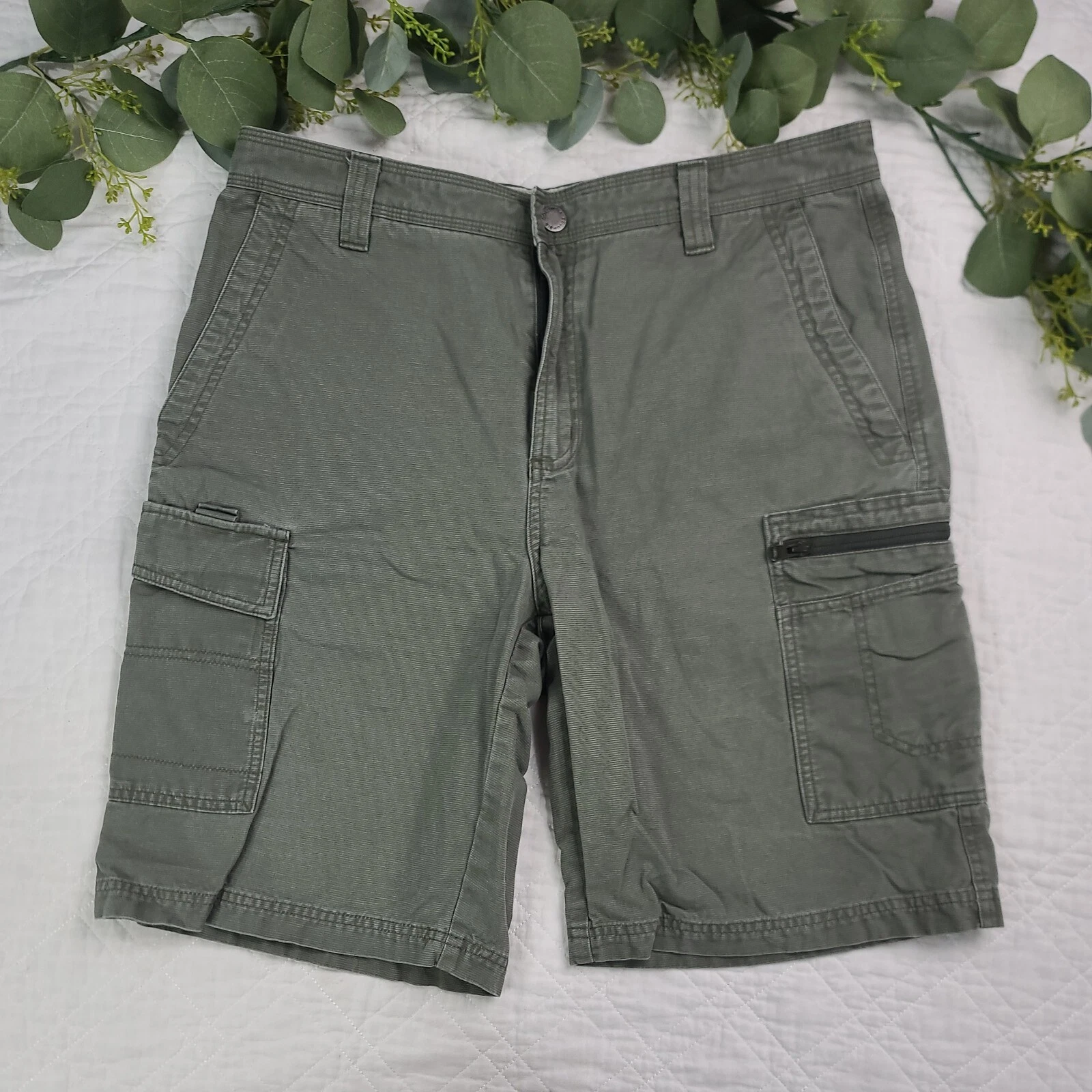 Columbia Mens Green Cargo Shorts Size 34 XCO