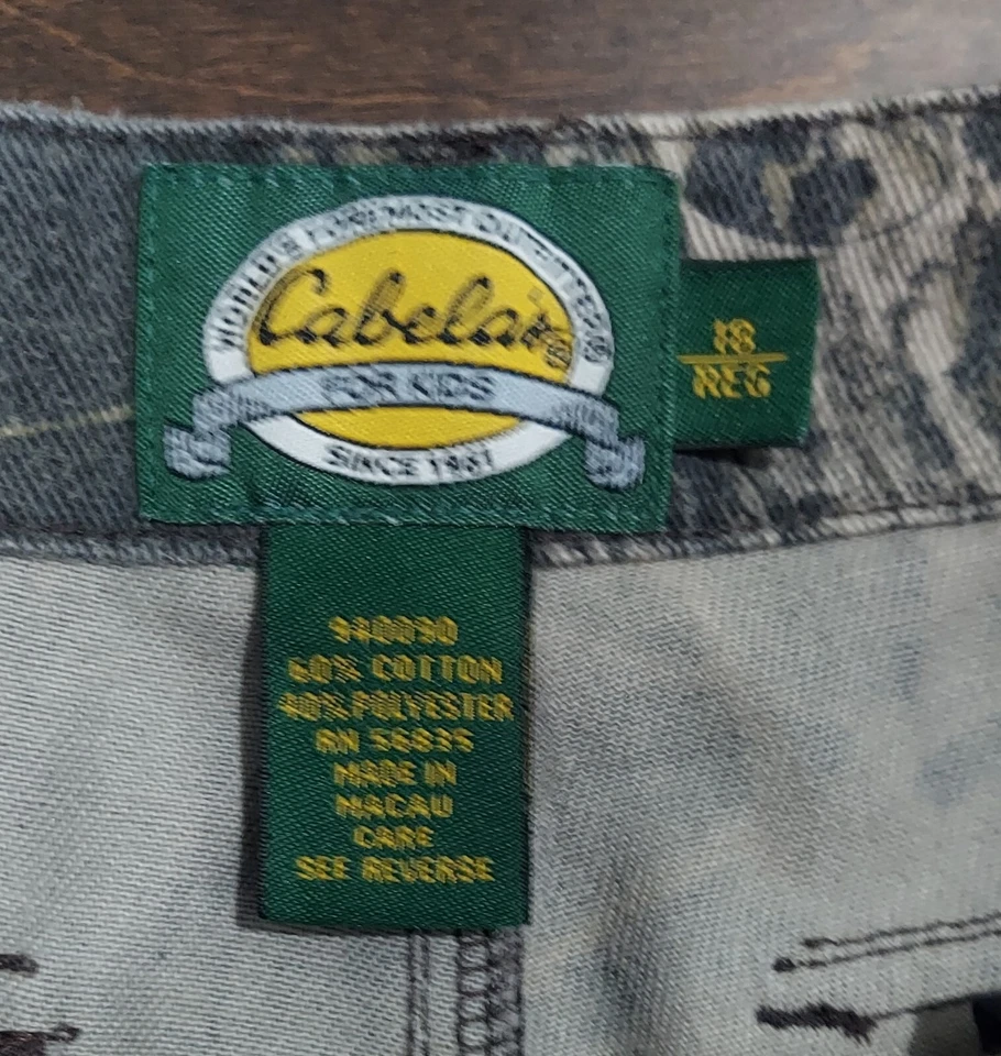 Camo Cargo Pants 30 x 30 Youth Size 18 Cabelas Kids Realtree Camouflage  - Image 4 of 4