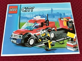 Lego City Fire Off-Road Fire Rescue (7942) with minifigure ~ 99% Complete