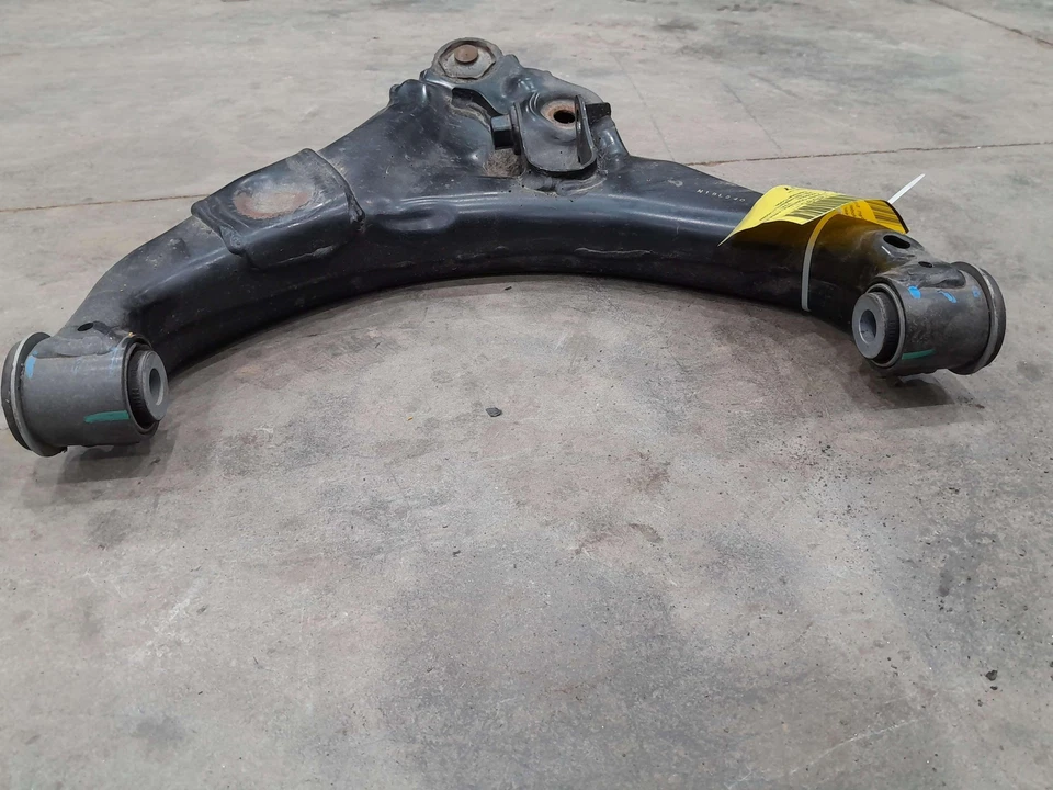 15-22 GMC Canyon Chevy Colorado Front Lower Control Arm LH Driver Side OEM - Image 3 of 4