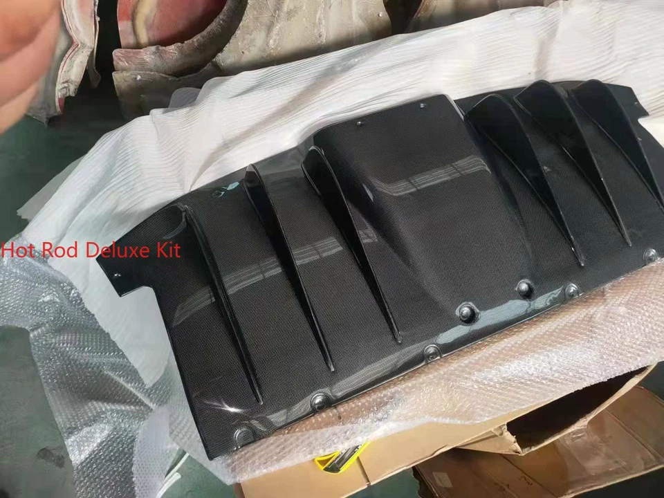 Difusor de labios de parachoques trasero de fibra de carbono para Ferrari 458 Italia Spider 2010-2015 Foto 3 de 4