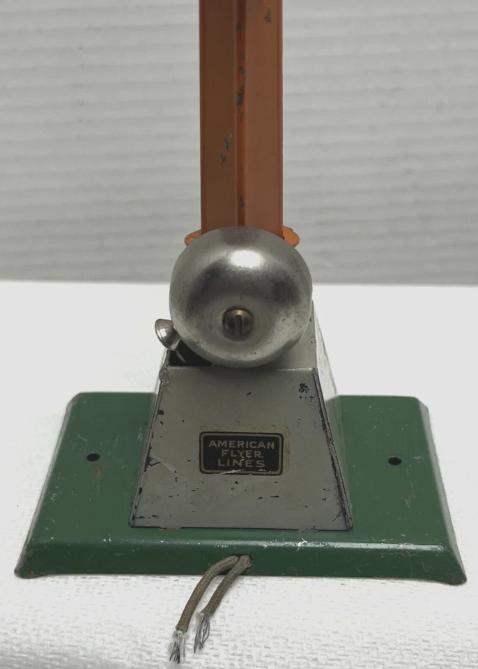 AMERICAN FLYER PREWAR O/STANDARD 2116 RINGING BELL AUTOMATIC RR SIGNAL - Image 3 of 4