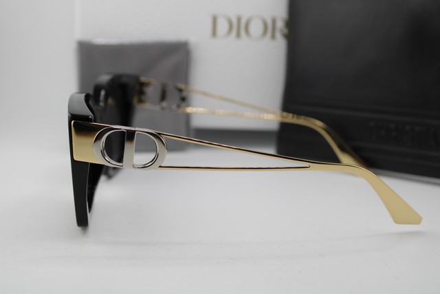 NEW CHRISTIAN DIOR 30MONTAIGNE S13I 12A0 BLACK GOLD AUTHENTIC