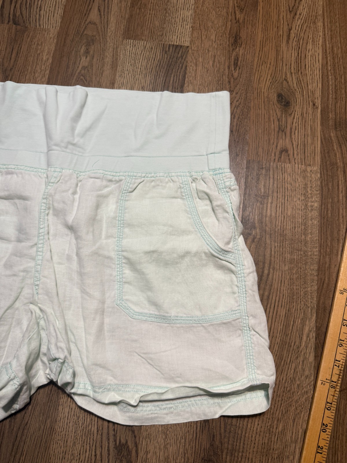 Calvin Klein Performance Shorts, Women's Size Large, Green, Quick Dry, Pull On thumbnail 4