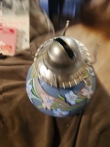 Vintage Blue Floral Kaadan Oil Lamp (no globe) read description