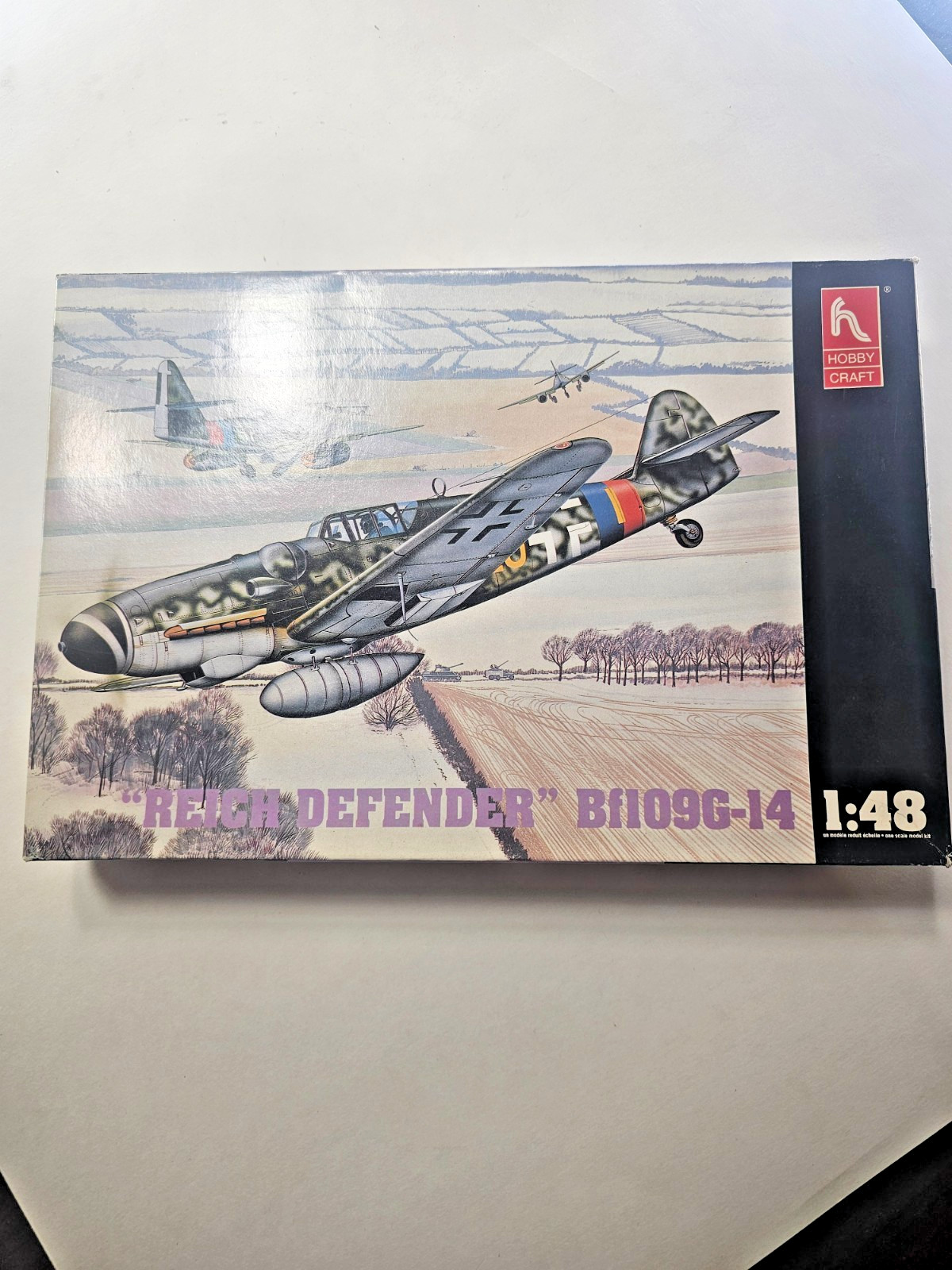 Hobbycraft - WWII German “Reich Defender” Bf109G-14, 1/48 Airplane Kit