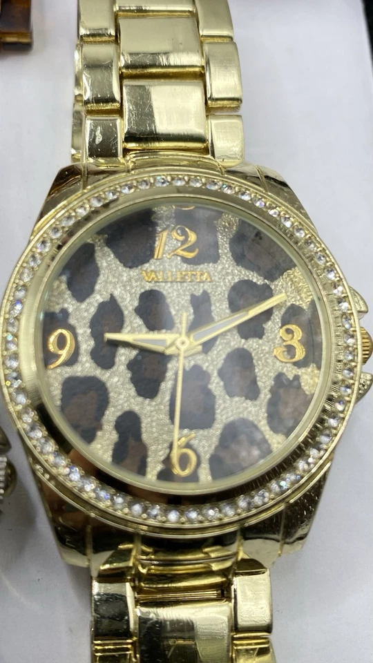 Lote De 33 Relojes Mujer Surtidos Sin Probar Modernos.Moda.Diseñador. Bonita mezcla Foto 3 de 4