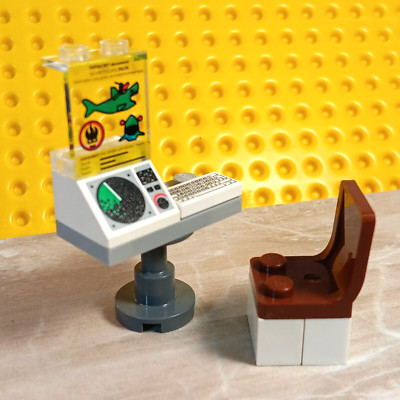 LEGO Agents Sharks Radar Station Desk Computer Screen Keyboard Printed Parts