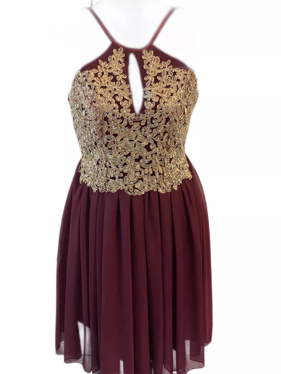 Buy Vintage Gown With Cape Gold Brocade Maroon Gown Online in India - Etsy