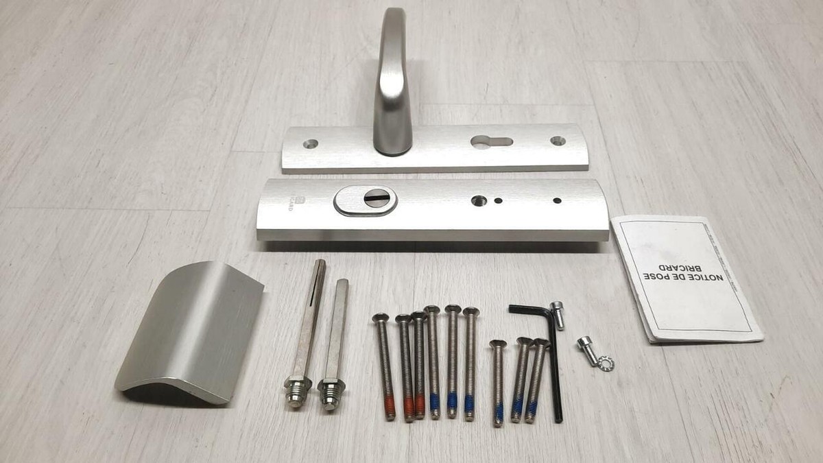 Bricard 9920071 Griffe Eingangstür - eMUST Griff + Spoiler 