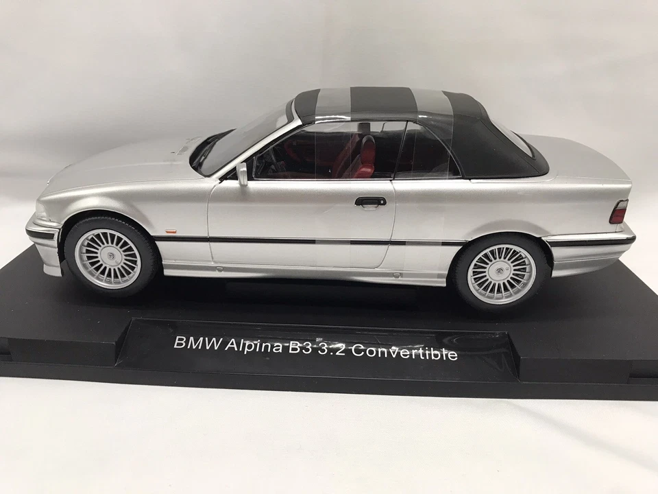 1/18 MCG - BMW - 3-SERIES B3 3.2 (E36) ALPINA CABRIOLET 1995 MCG18322 - Immagine 4 di 4
