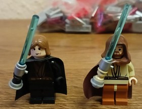 Lego Star Wars 7257 Ultimate Lightsaber Duel with Light-Up Figures 100% Complete