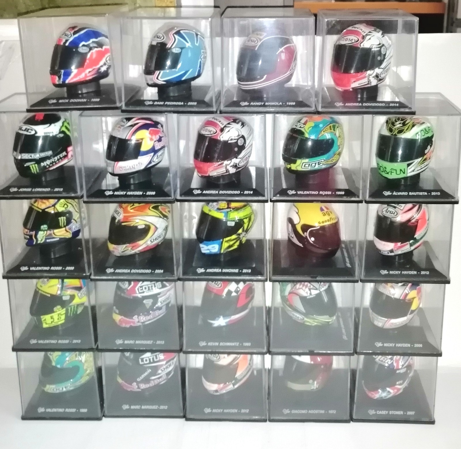 CASCO MOTO GP SCALA 1/5 SCEGLI DAL MENU A TENDINA
