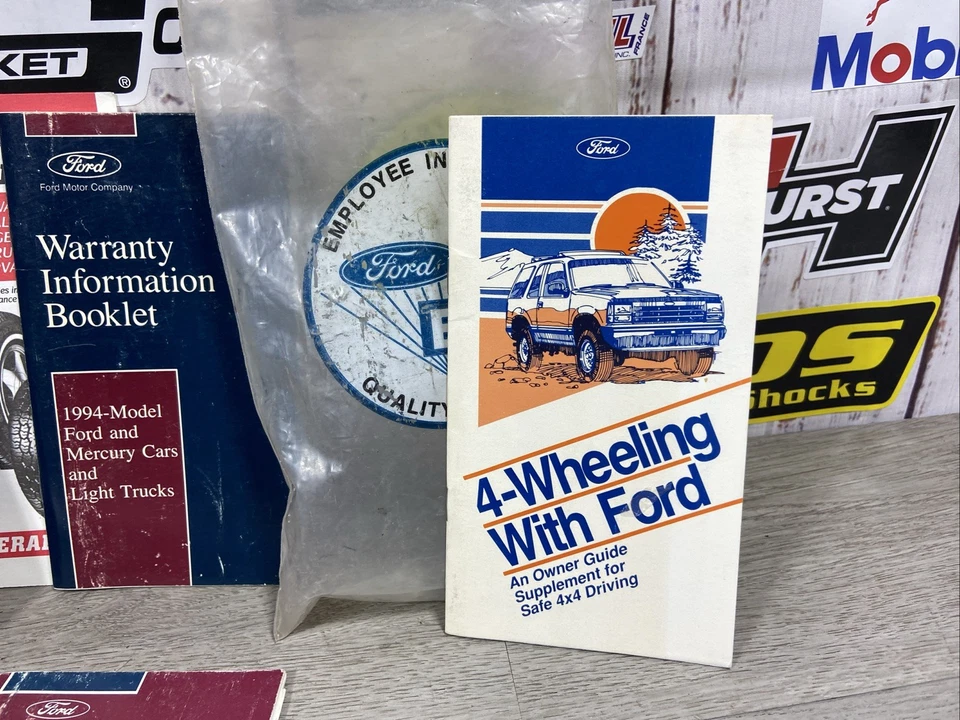 1994 Ford F150 F250 F350 pickup truck owners manual ORIGINAL book guide case - Image 4 of 4