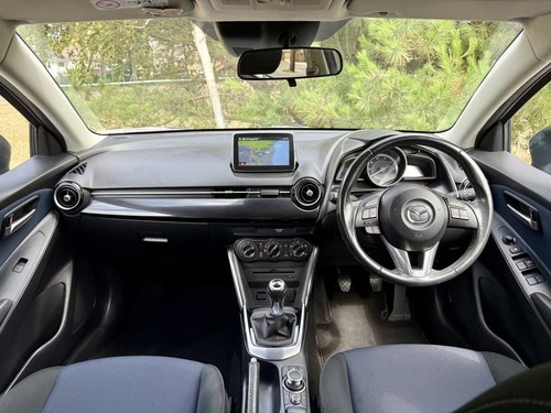 2015 MAZDA 2 1.5 SKYACTIV-G SPORTS LAUNCH EDITION One Owner Full Mazda Hist. - Picture 11 of 24
