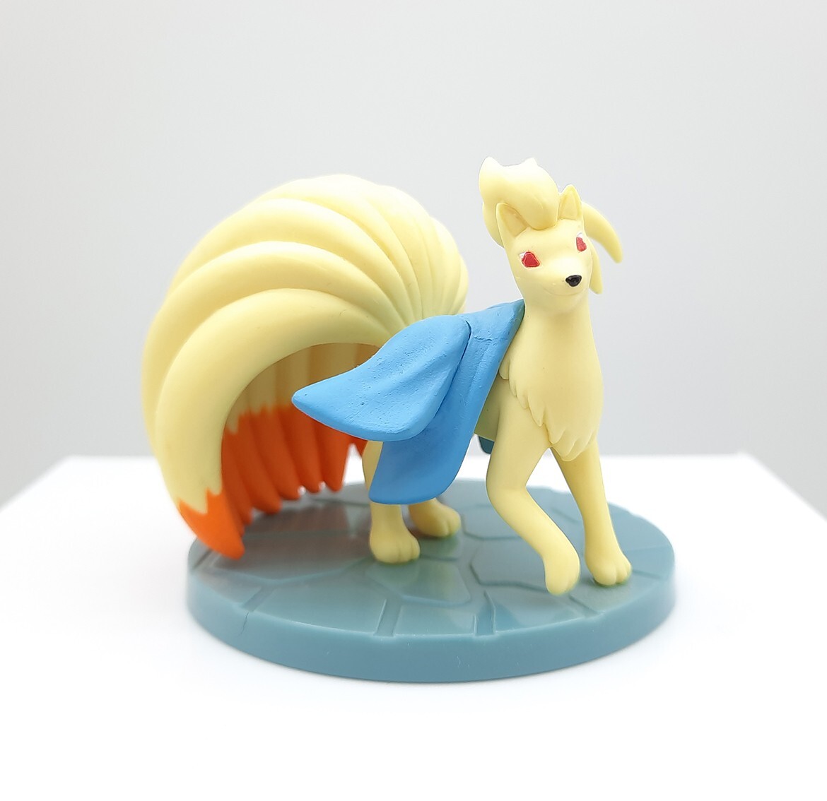Pokemon Center Hyaku Poke Yako Ninetales 2.5