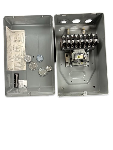 Square D 8903LXG80V02 - Mechanically Held Lightning Contractor - Picture 7 of 7