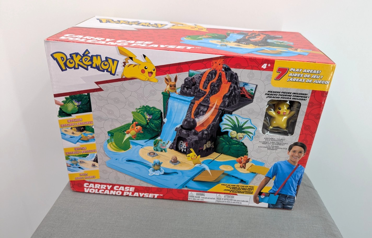 With Pikachu Figure Jazwares 2022