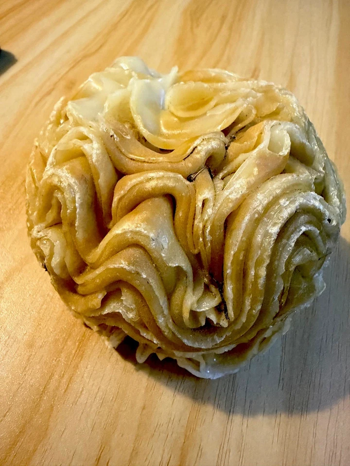 Rare Natural Ocean Rose Specimen 471.6g Found in Malaysia | Origin Unknown - Image 3 of 4
