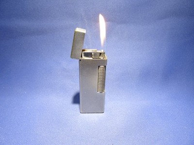 Dunhill Rollagas Feuerzeug in Silber mit neuen Ventilen funktionsfähig