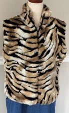 Cejon Accessories Fax Fur Animal Print Vest Black Satin Lined Women’s Medium