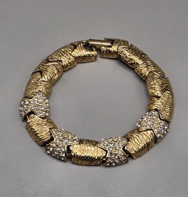 VTG SIGNED GIVENCHY GOLD TONE PAVÈ RHINESTONE PANEL 6.75'' BRACELET