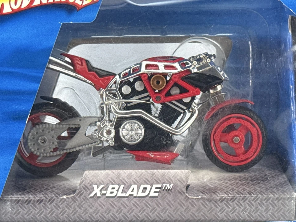 Hot Wheels X-Blade 1:18 Moto Motorcycle Diecast Red Street Power - Image 2 of 4