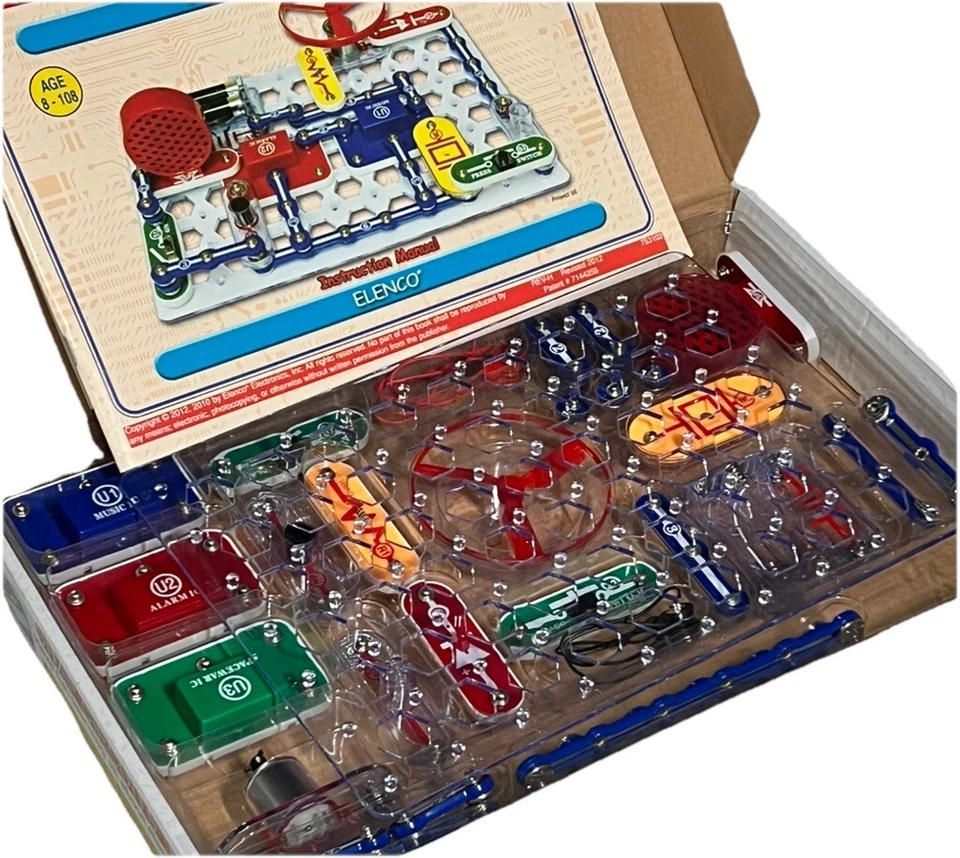 Snap Circuits Jr.SC-100 Learn Electronics Build Over 100 Projects 8+ By Elenco - Image 2 of 4