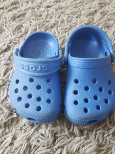 tiny baby crocs