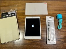 Apple iPad Mini 1st Gen Wi-Fi 16GB SILVER w/LEATHER CASE, Tempered glass BUNDLE