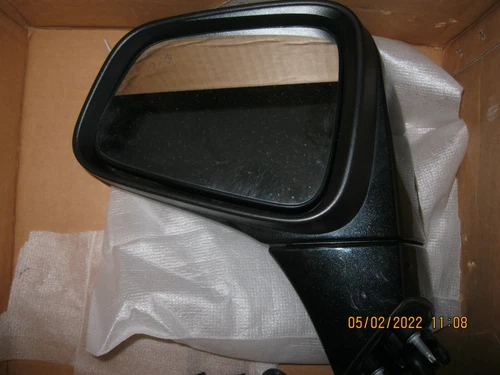 OEM 14-16 Buick Encore Left Driver Side View Mirror Power Paint Code WA501Q MINT