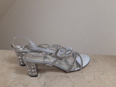 Neue silberne Sandalette, Gr. 7
