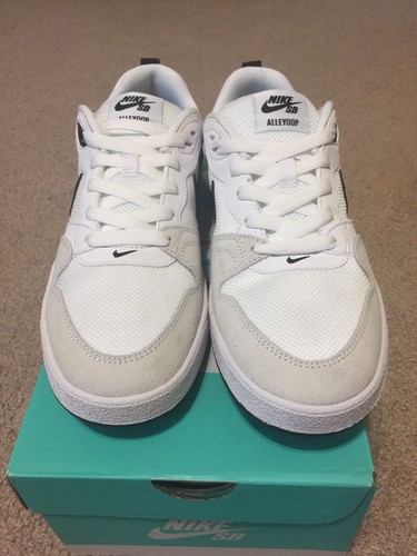 WMNS Nike SB Alleyoop Skateboarding 