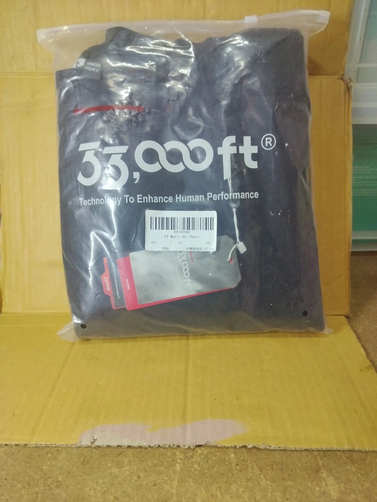 Mens 33000ft waterproof fleece lined pants W34 L32 . BNWT. BLACK.