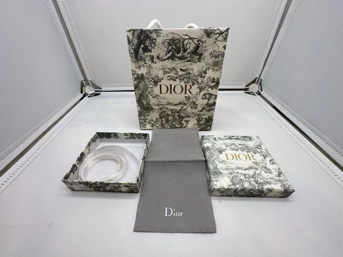 Preços baixos em Dior saco de pó em Caixas de Presente | eBay