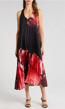 Socialite Sunburst Pleat Maxi Dress Women’s Medium Floral Racerback V-Neck