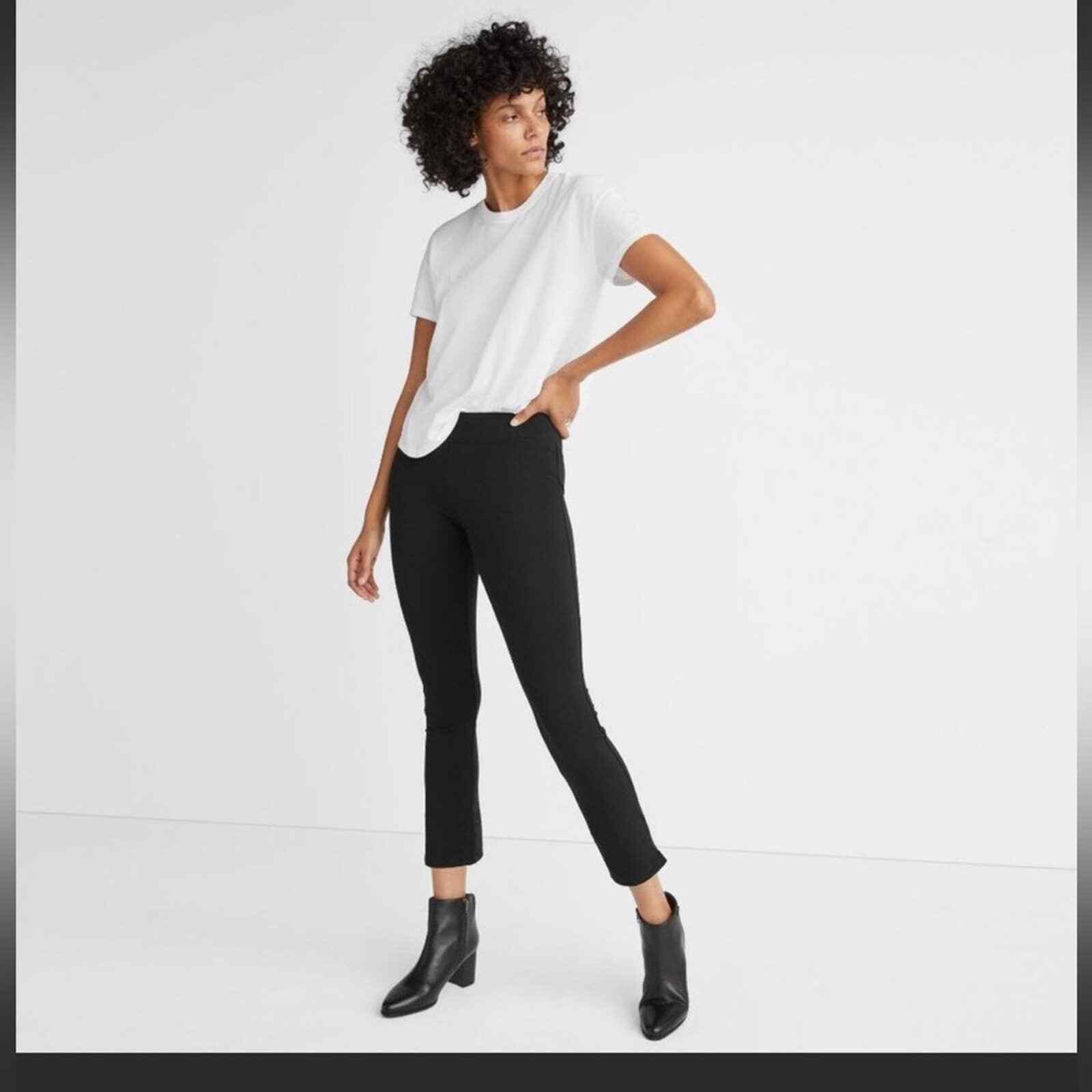 American Giant Womens 8 Kick Flare Capris Pants Black Gem