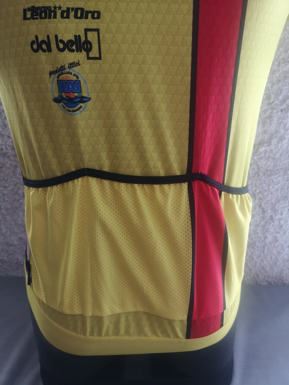 Foto 7 di 13