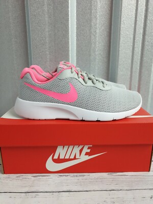 nike tanjun 38.5