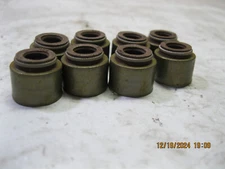 Auto Plus SS72512 - Engine Valve Stem Oil Seal Set (8 seals)