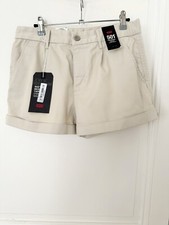 Femme Shorts Levi's 501 chino en coton beige Taille W 27, FR 36 Neuf