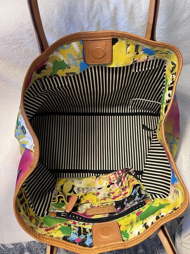 $320 L.A.M.B. By Gwen Stefani RARE LARGE Graphic Leather Tote Bag - Picture 17 of 22