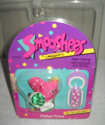 9759 NRFC Vintage Fisher Price Smooshees Smugglers Clip On Dottie