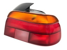 Rückleuchte Heckleuchte hinten rechts 8358032 BMW 5er E39 Limousine