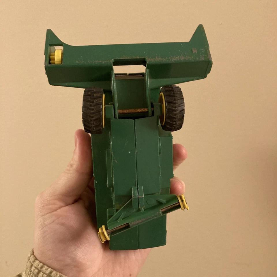 Vintage Ertl 1:50 Scale John Deere 985 Combine Hydo/4 HC311 made in Hong Kong - Image 3 of 4