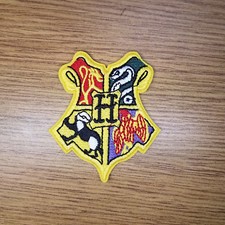 Parche bordado Harry Potter Hogwarts pequeño escudo 3 pulgadas de alto
