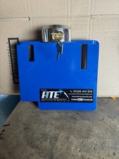 NISSAN NAVARA *MANUAL ONLY* 2017-2022 PEDAL LOCK