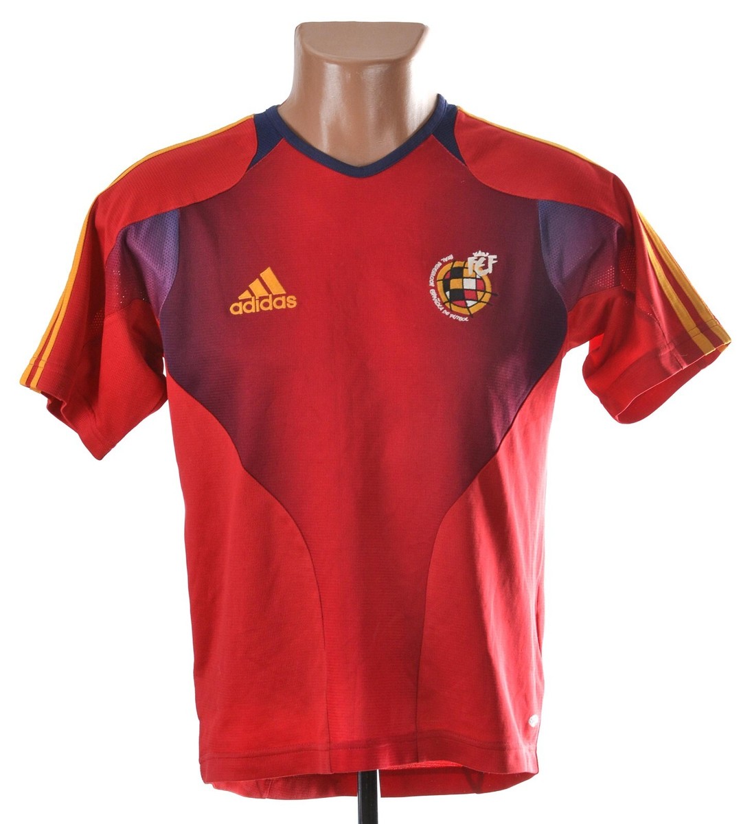アディダス 2004 スペイン代表 ホーム ユニフォーム　ゲームシャツ　L SPAIN NATIONAL TEAM 2004/2005 TRAINING FOOTBALL SHIRT ADIDAS