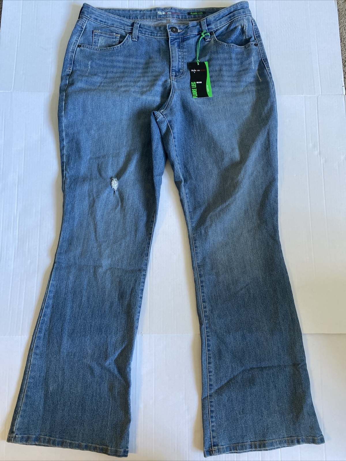 Style & Co Woman Flare Leg Light Blue Denim Jeans Size 16 NWT
