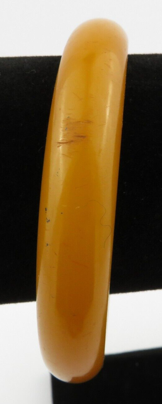 Vtg.Butterscotch Orange Solid Bakelite Bangle/Bra… - image 8